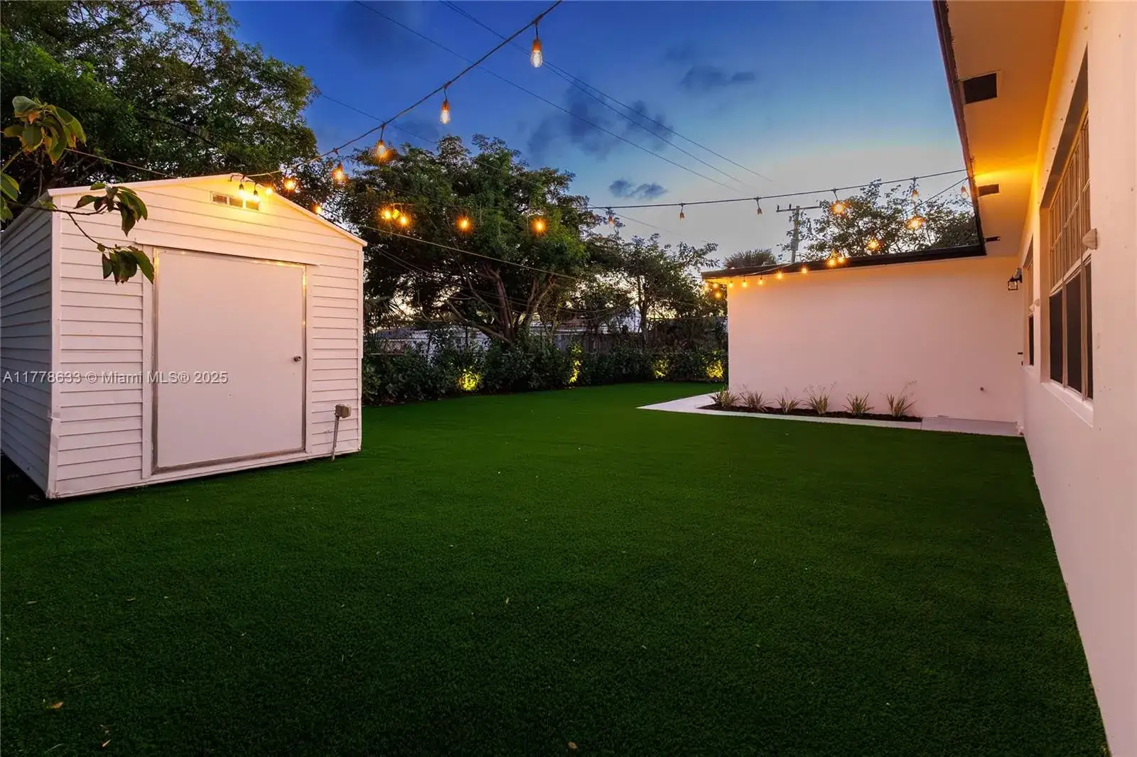 3 bedroom 2 bath Residential for sale at 610 NW 15th Mnr, Pompano Beach FL 33060