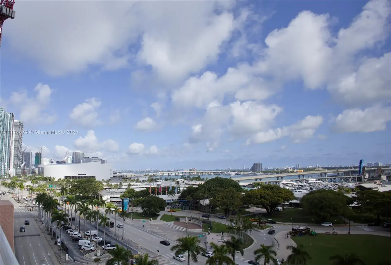 1 bedroom 1 bath Residential for sale at 244 Biscayne Blvd # 1804, Miami FL 33132
