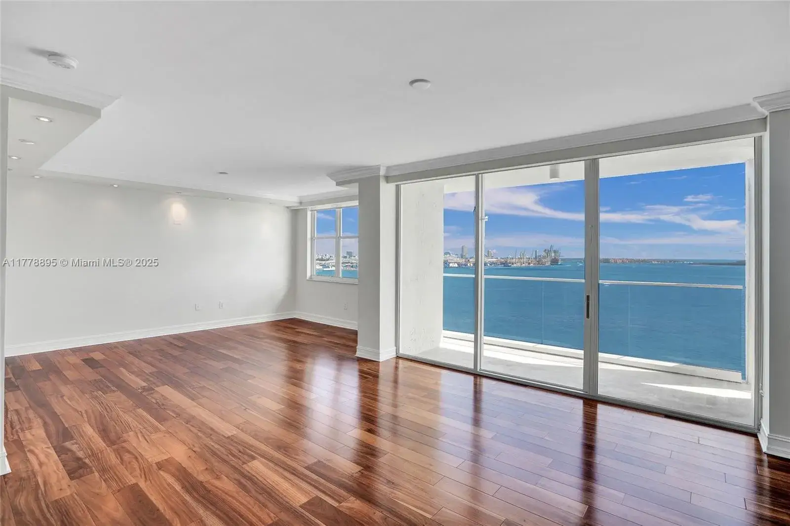 3 bedroom 4 bath Residential for sale at 800 Claughton Island Dr # 1801, Miami FL 33131