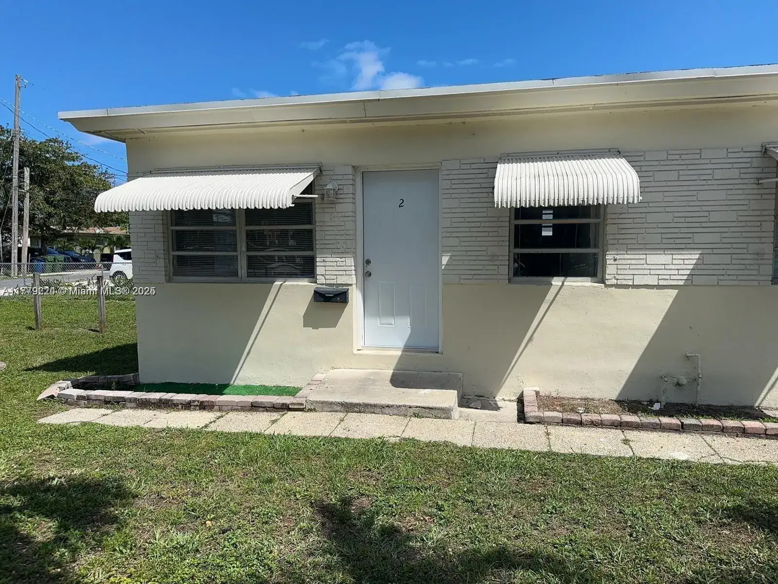 Residential Income for sale at 756 NW 5th St, Hallandale Beach FL 33009