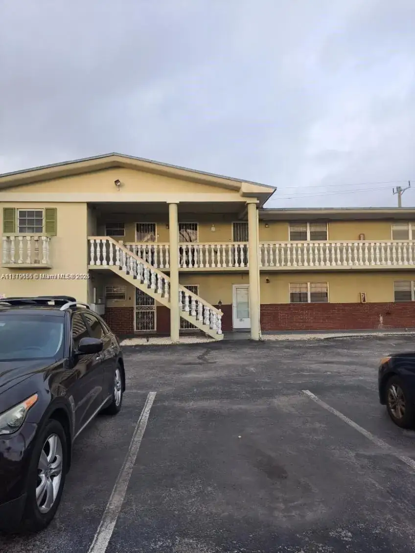 2 bedroom 2 bath Residential for sale at 20380 NW 7th Ave # 201, Miami Gardens FL 33169