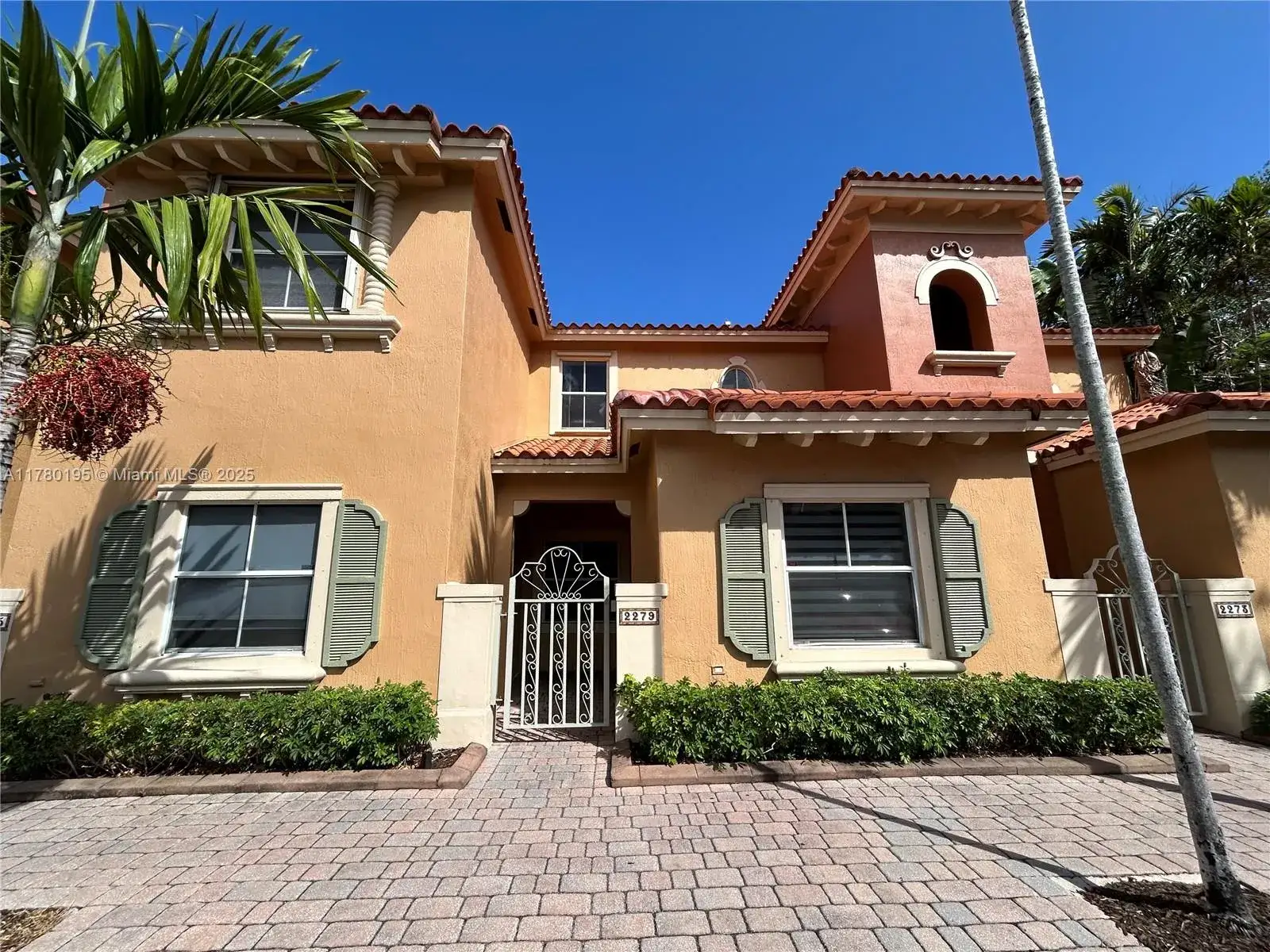 3 bedroom 3 bath Residential Lease for rent at 2279 Anchor Ct # 1603, Dania Beach FL 33312