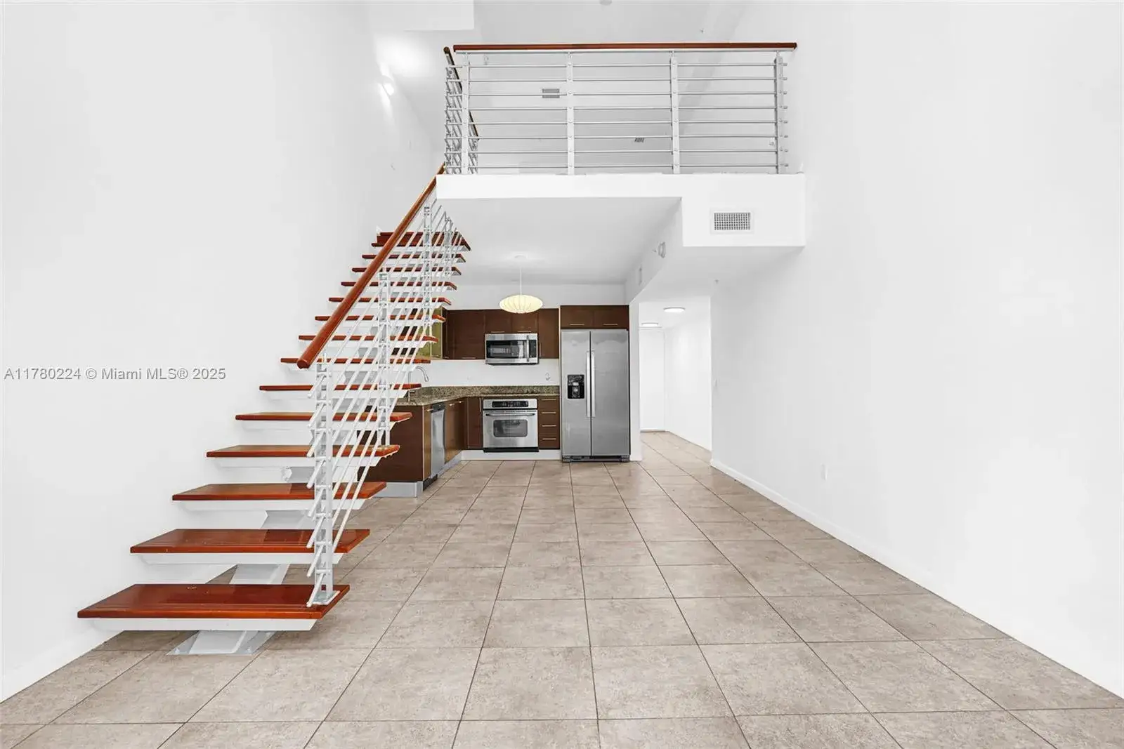 1 bedroom 1 bath Residential for sale at 41 SE 5th St # 406, Miami FL 33131