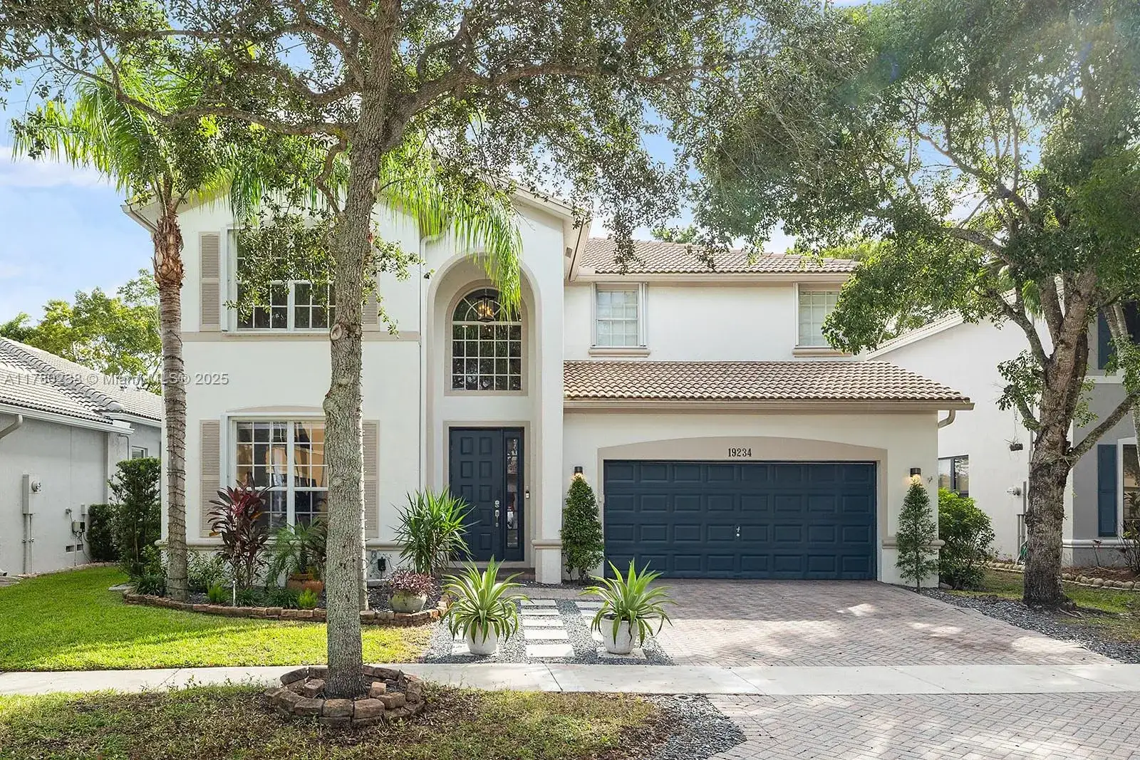 5 bedroom 3 bath Residential for sale at 19234 Seneca Ave, Weston FL 33332