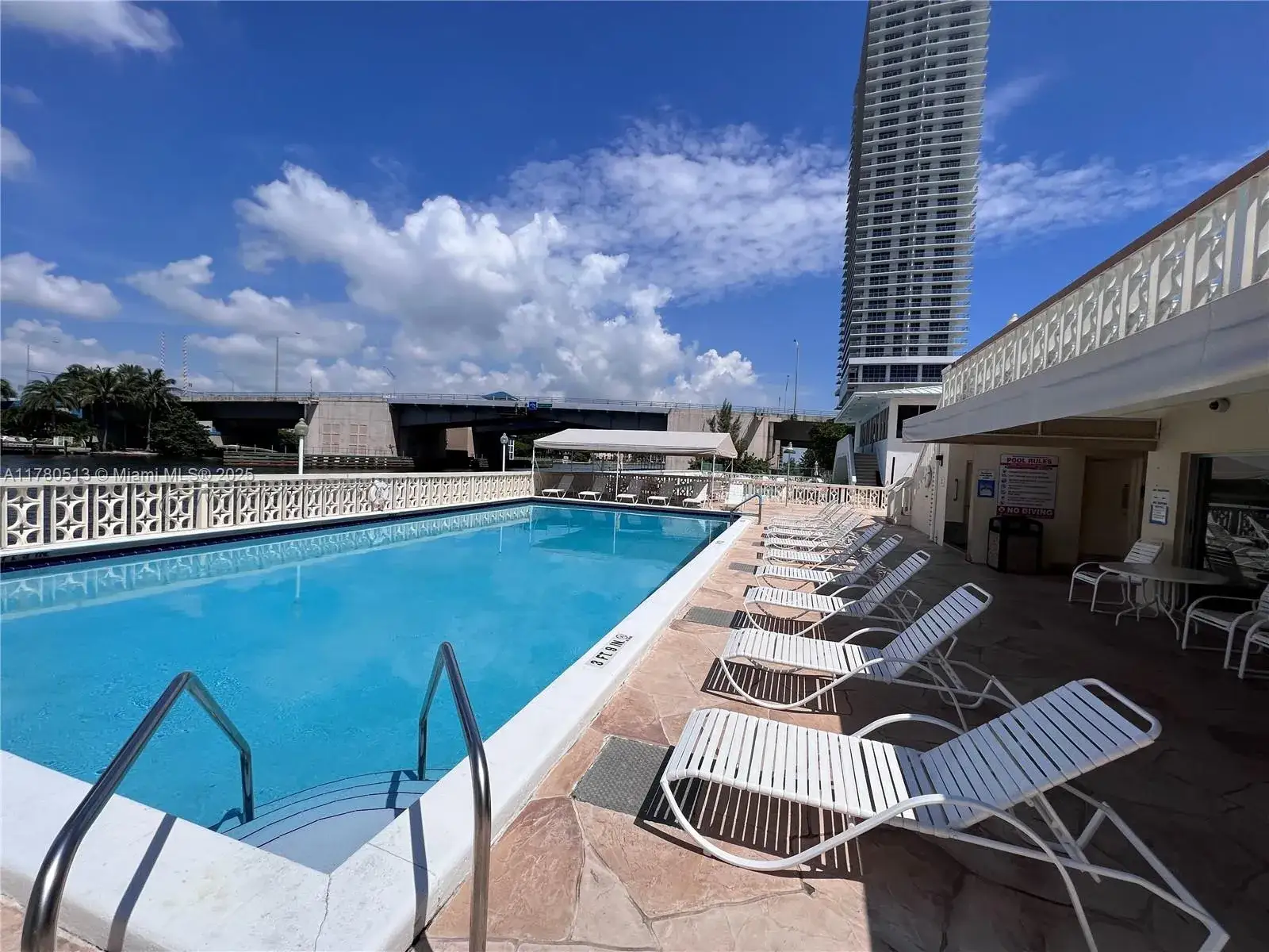 1 bedroom 1 bath Residential Lease for rent at 1817 S Ocean Dr # 625, Hallandale Beach FL 33009