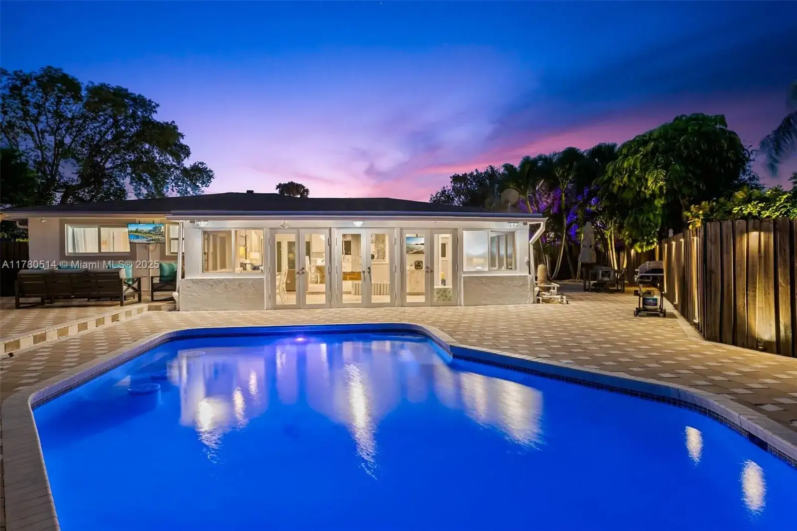 4 bedroom 2 bath Residential for sale at 1272 SE 24th Ave, Pompano Beach FL 33062