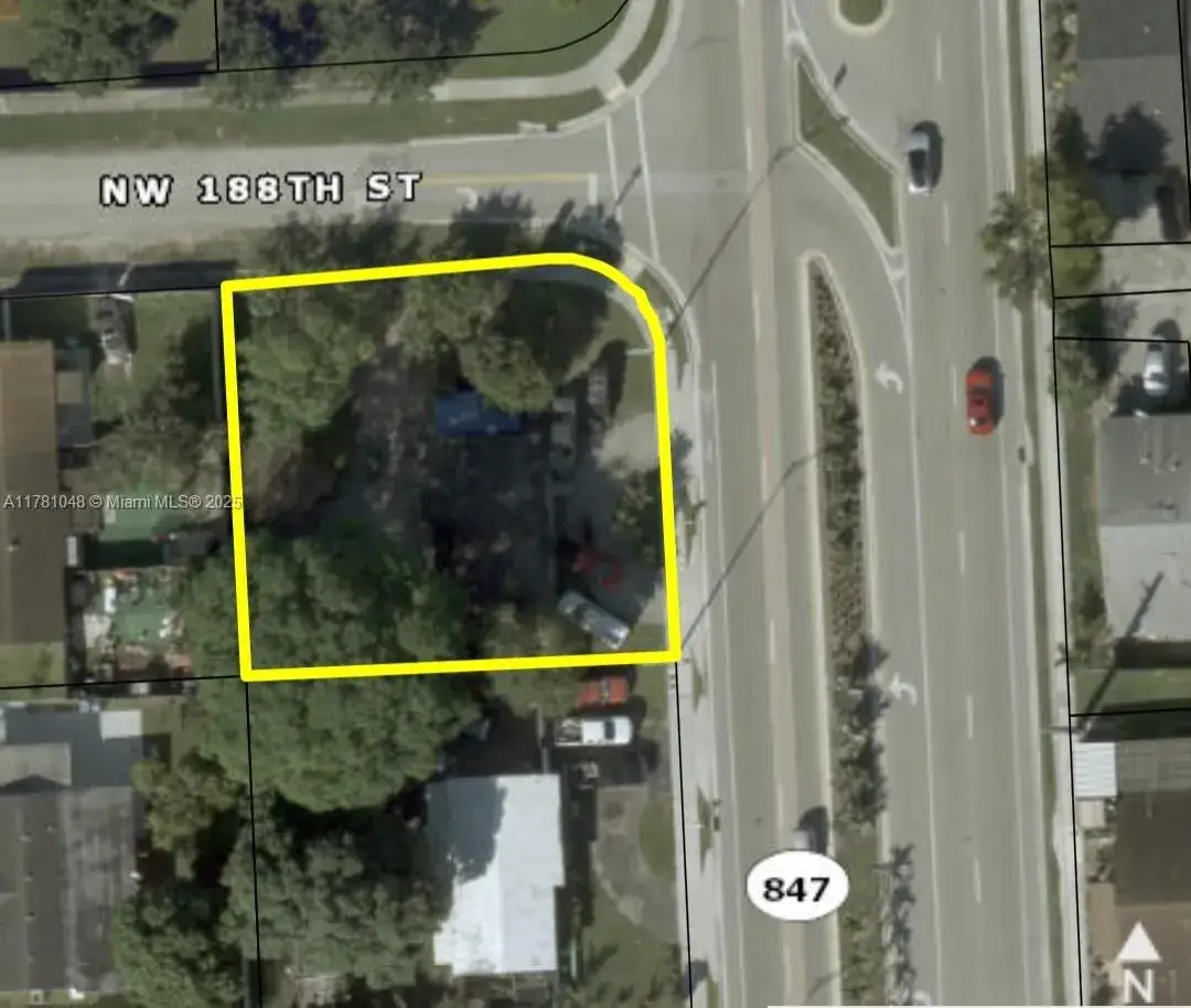 3 bedroom 1 bath Residential for sale at 18730 NW 47th Ave, Miami Gardens FL 33055