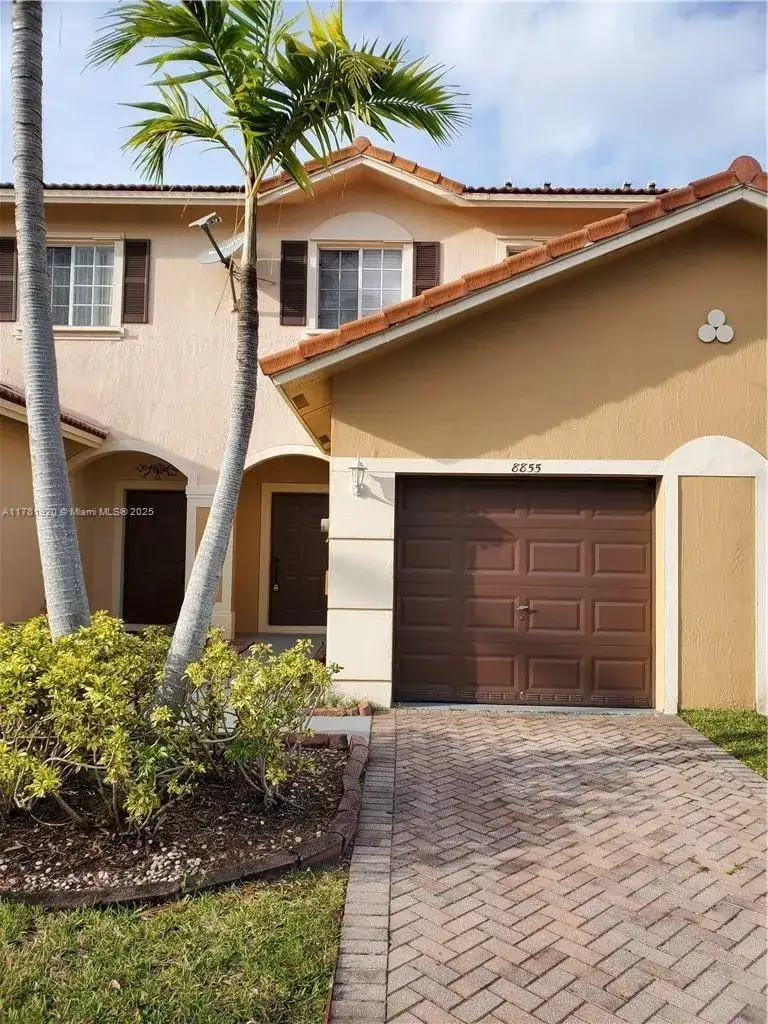 2 bedroom 2 bath Residential for sale at 8855 N Isles Cir, Tamarac FL 33321