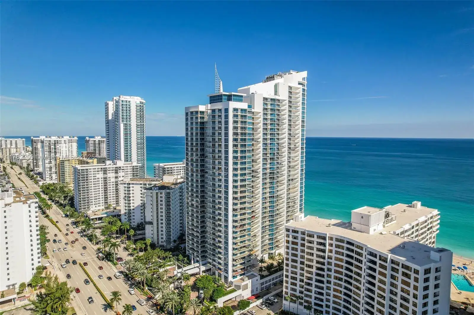 3 bedroom 3 bath Residential for sale at 3101 S Ocean Dr # 1202, Hollywood FL 33019