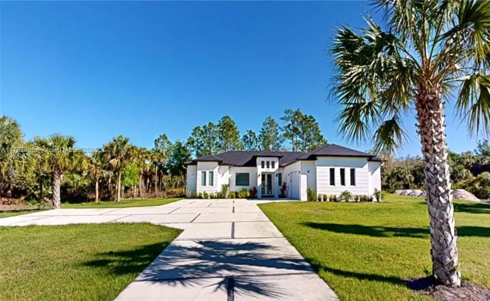 3 bedroom 2 bath Residential for sale at 2631 30th AVE SE, Naples FL 34117