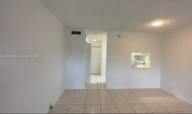 1 bath Residential for sale at 271 NW 177th St # 216, Miami Gardens FL 33169