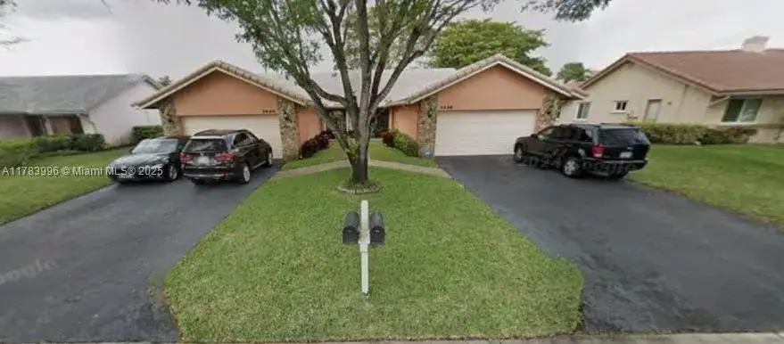 Residential Income for sale at 3020 NW 116th Ave, Coral Springs FL 33065