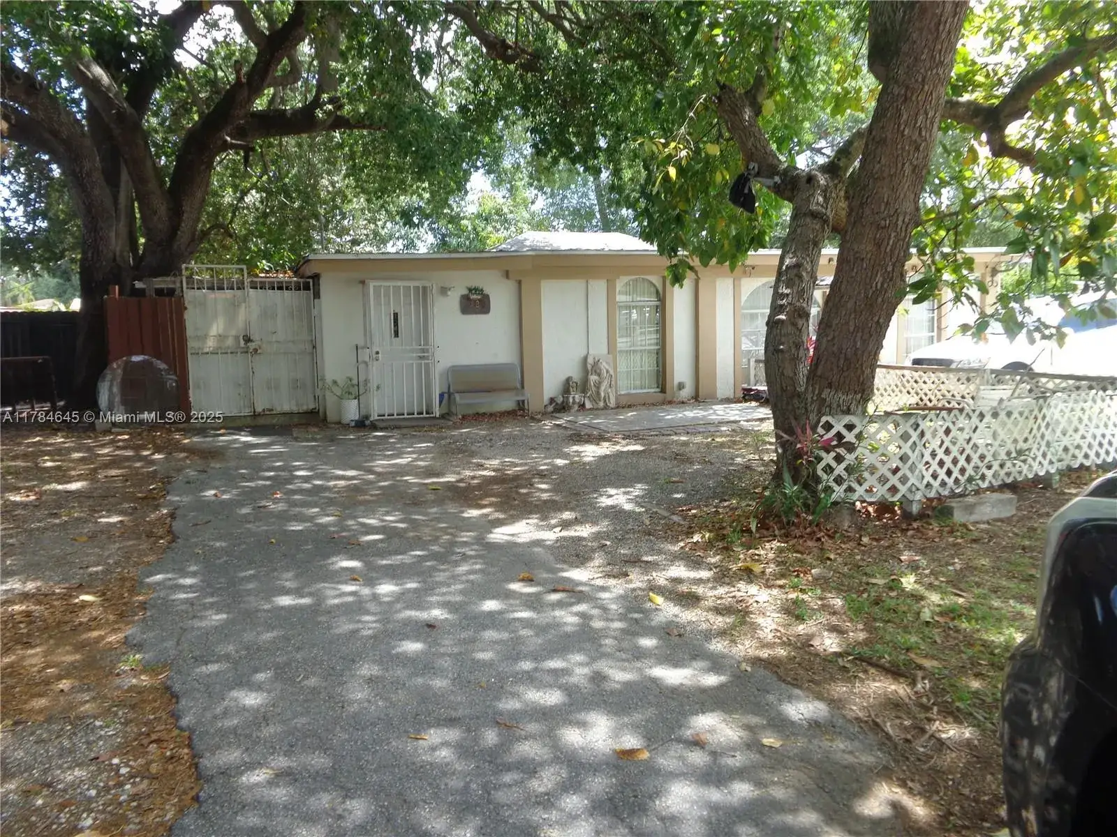 3 bedroom 2 bath Residential for sale at 1385 NW 100th St, Miami FL 33147