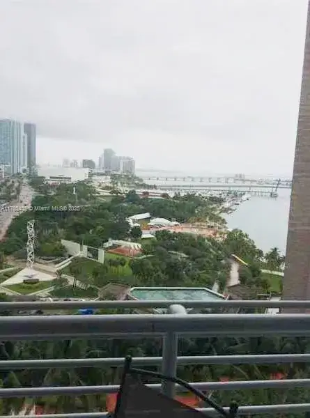 2 bedroom 2 bath Residential for sale at 325 S Biscayne Blvd, Miami FL 33131