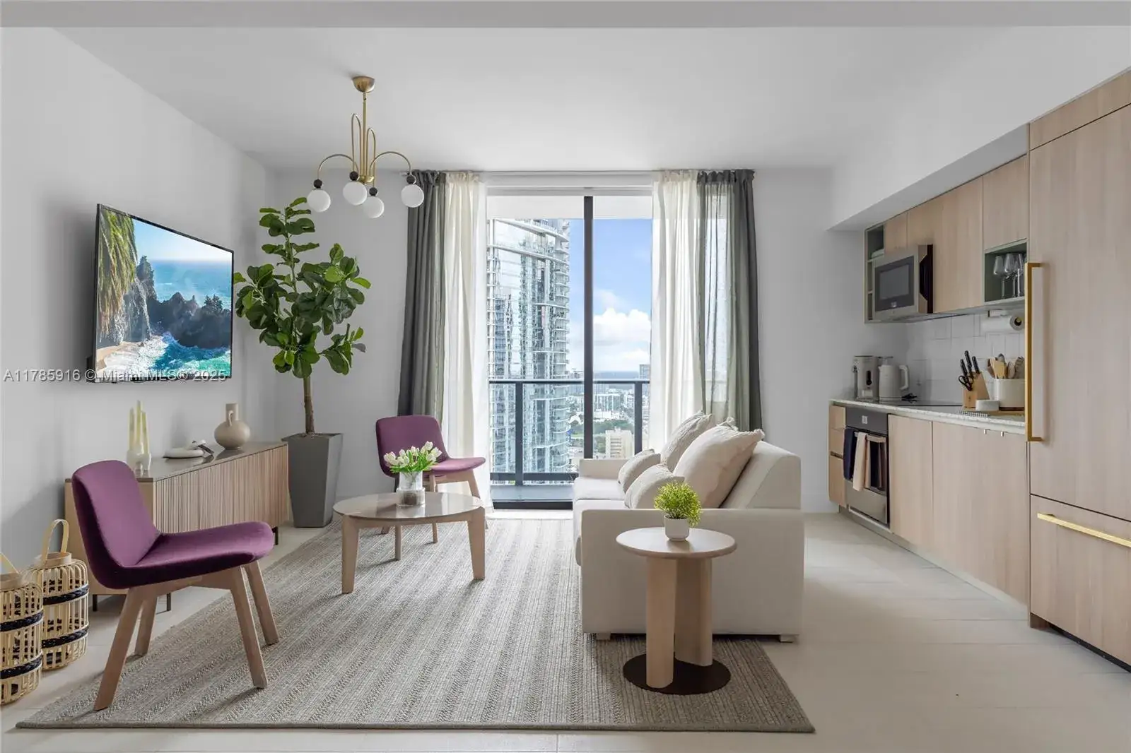 2 bedroom 2 bath Residential for sale at 159 NE 6TH ST # 3701, Miami FL 33132
