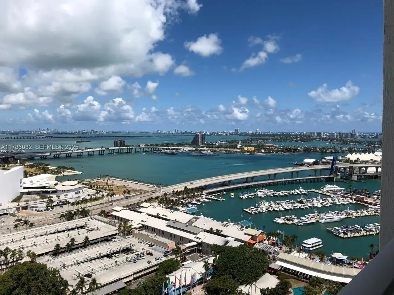 1 bedroom 1 bath Residential for sale at 244 Biscayne Blvd # 3004, Miami FL 33132