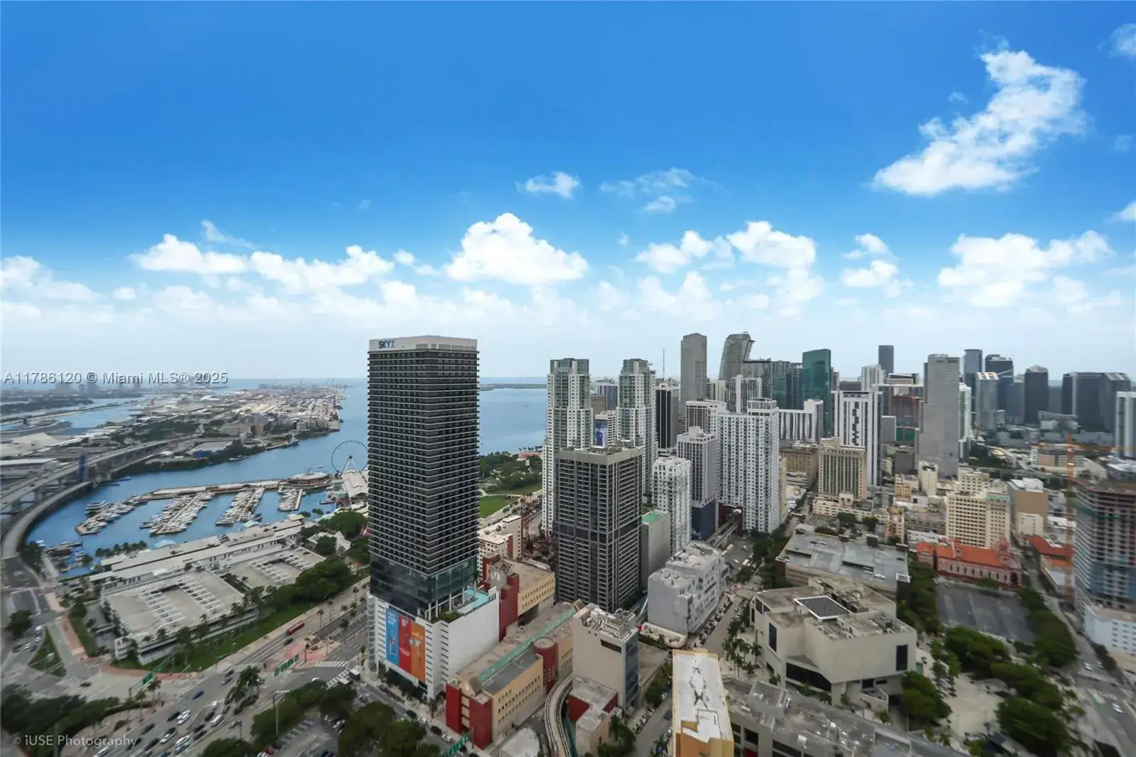1 bedroom 1 bath Residential Lease for rent at 159 NE 6 Street # 4714, Miami FL 33132