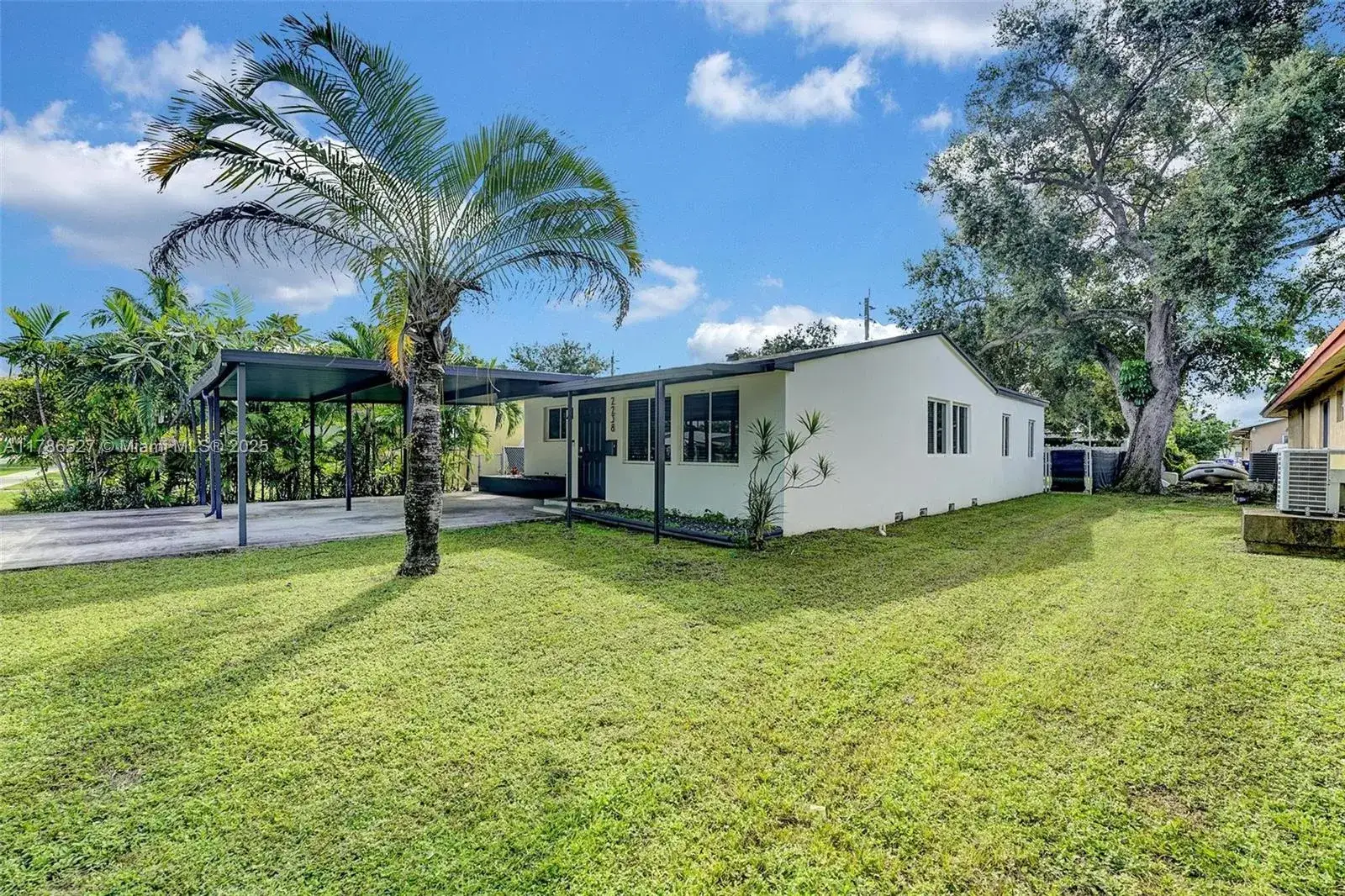 3 bedroom 2 bath Residential for sale at 2238 Thomas St, Hollywood FL 33020