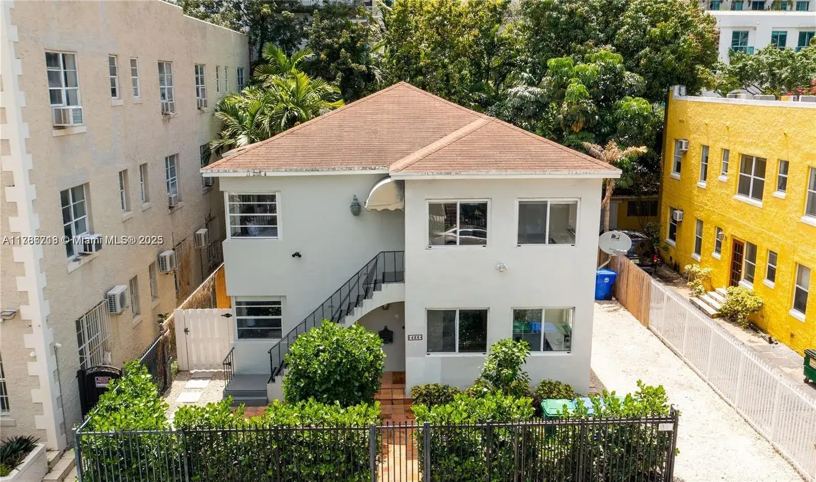 Residential Income for sale at 426 NE 26th St, Miami FL 33137