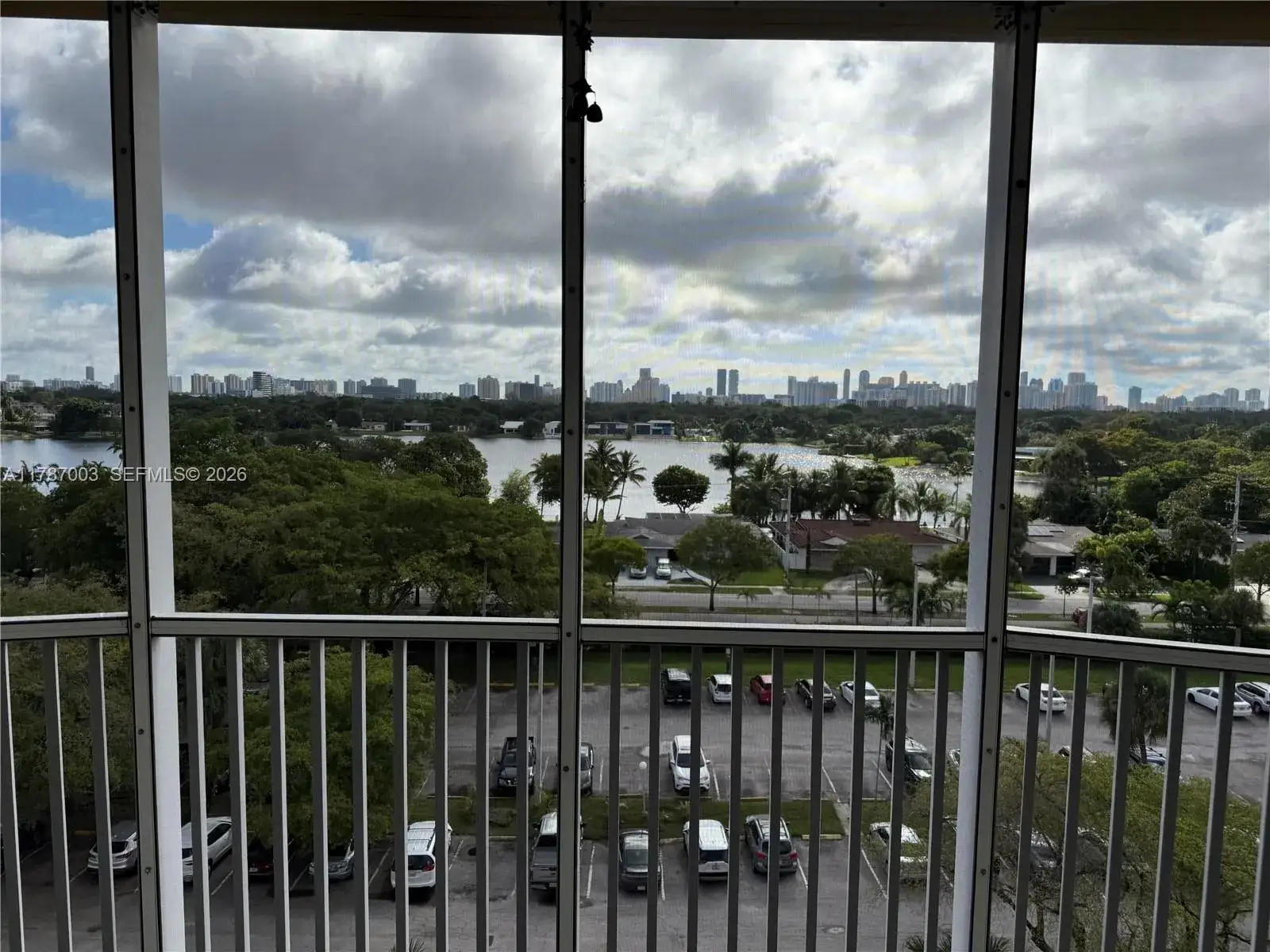 1 bedroom 1 bath Residential for sale at 1780 NE 191st St # 2, Miami FL 33179