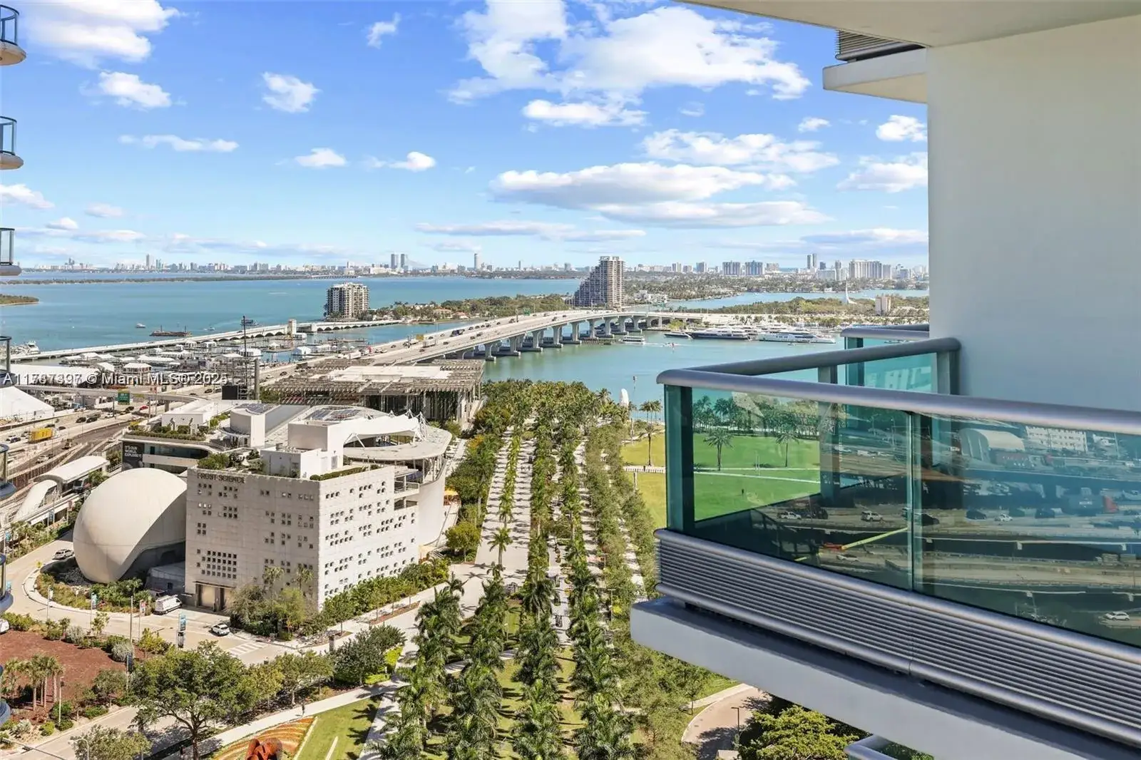 1 bedroom 2 bath Residential for sale at 900 Biscayne Blvd # 2410, Miami FL 33132