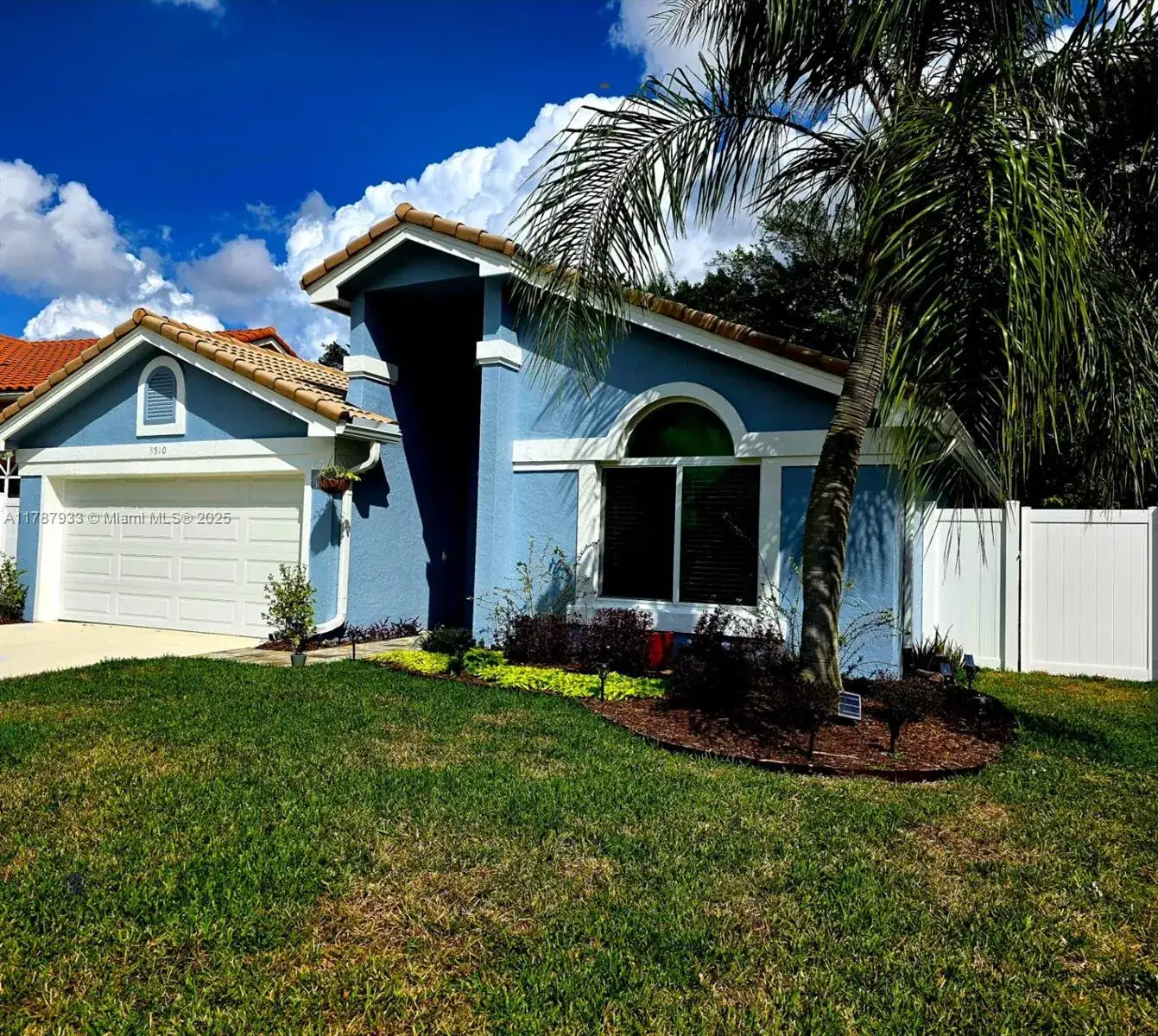 3 bedroom 2 bath Residential for sale at 8510 Tourmaline Blvd, Boynton Beach FL 33472