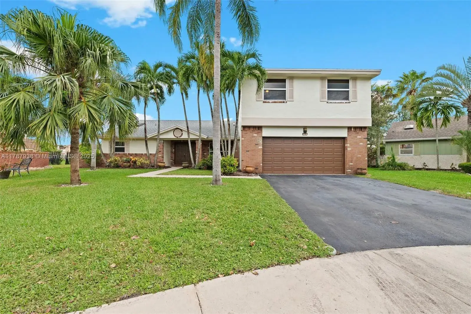 3 bedroom 2 bath Residential for sale at 14531 Hampton Pl, Davie FL 33325