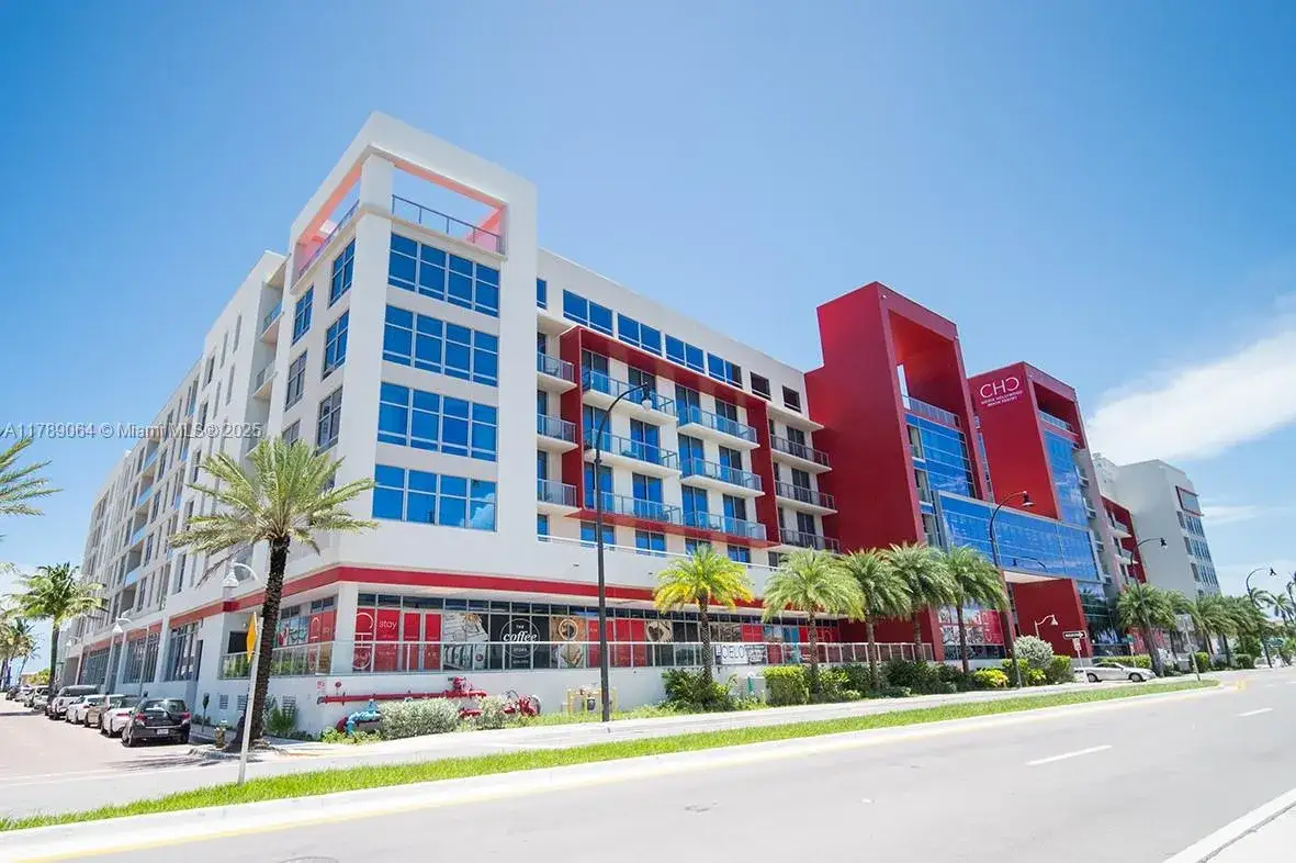 2 bedroom 1 bath Residential for sale at 777 N Ocean Dr # S323, Hollywood FL 33019