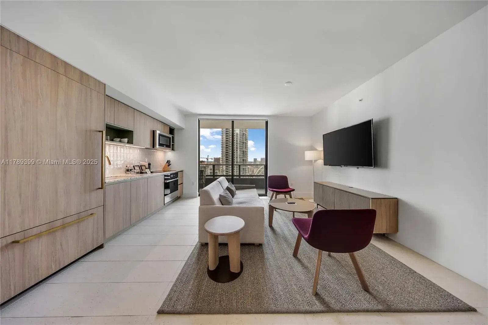 2 bedroom 2 bath Residential for sale at 159 NE 6 Street # 2402, Miami FL 33132