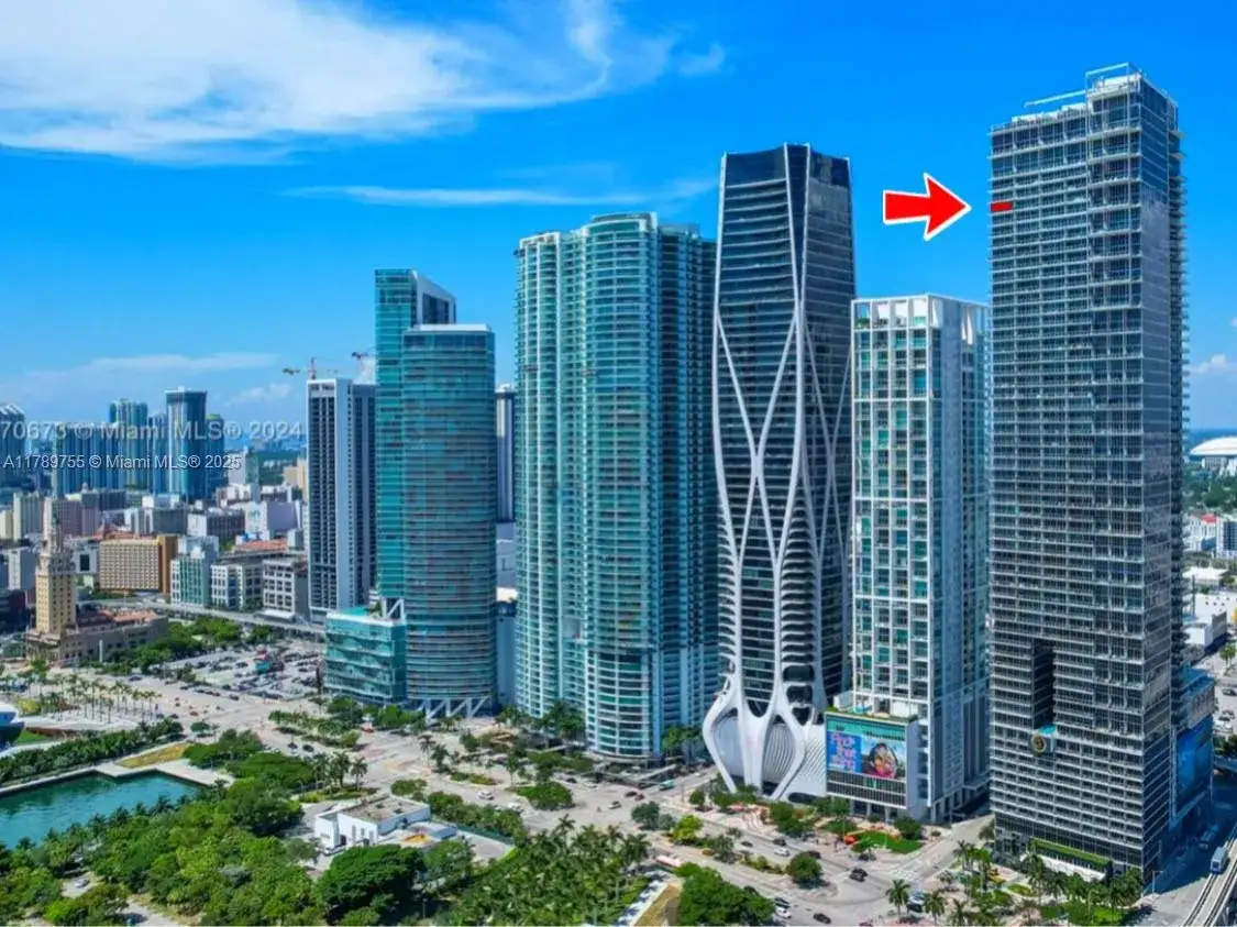 2 bedroom 1 bath Residential Lease for rent at 1100 Biscayne Blvd # 5801, Miami FL 33132