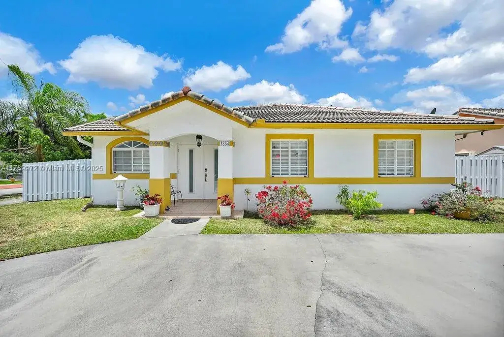 3 bedroom 2 bath Residential for sale at 3864 SW 145th Ave, Miami FL 33175