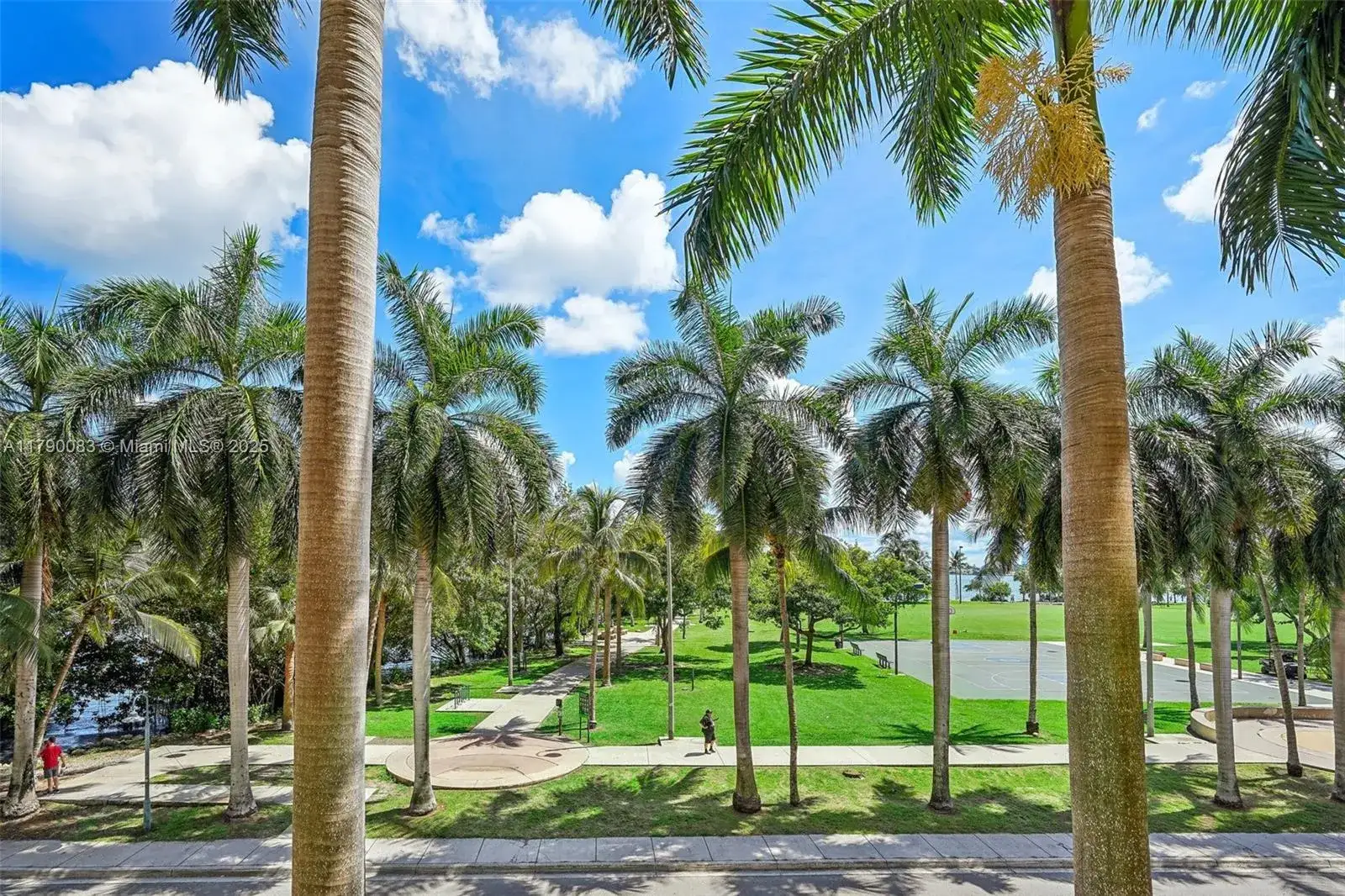 2 bedroom 2 bath Residential for sale at 2000 N Bayshore Dr # 211, Miami FL 33137