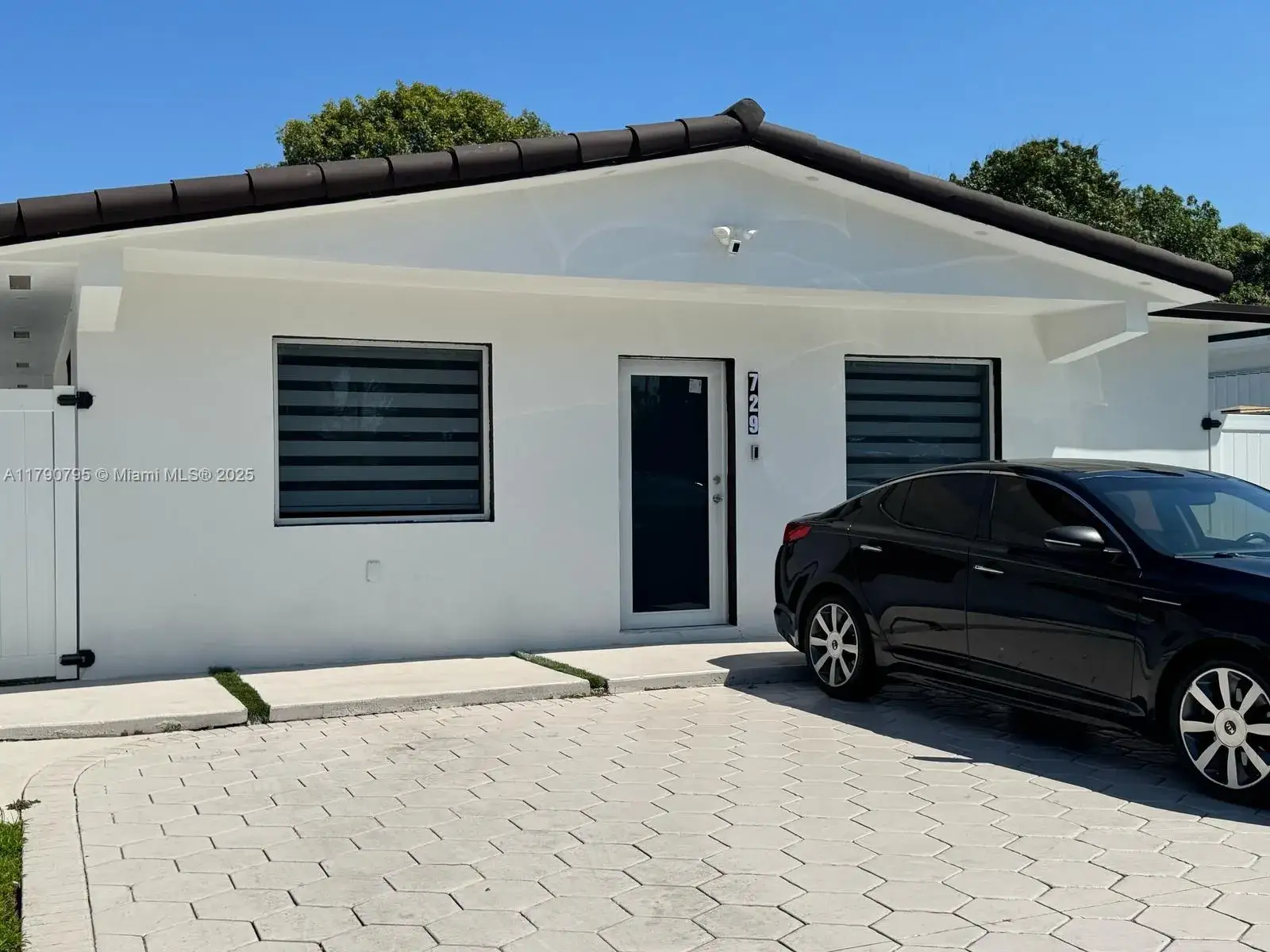 5 bedroom 5 bath Residential for sale at 729 E 23rd St, Hialeah FL 33013