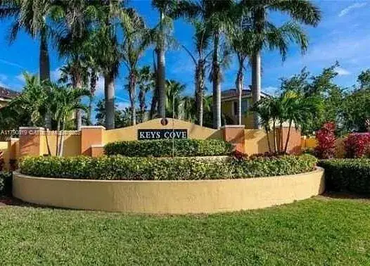 3 bedroom 2 bath Residential for sale at 2731 SE 17th Ave # 201, Homestead FL 33035