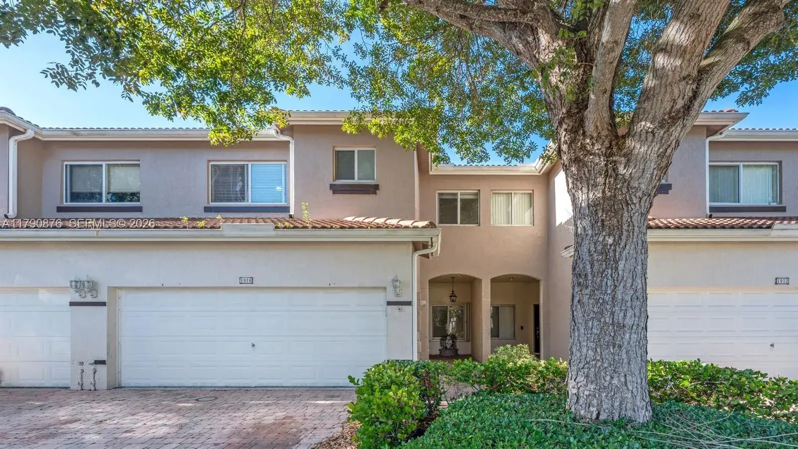 3 bedroom 2 bath Residential for sale at 1916 SE 23rd Ave # 1916, Homestead FL 33035