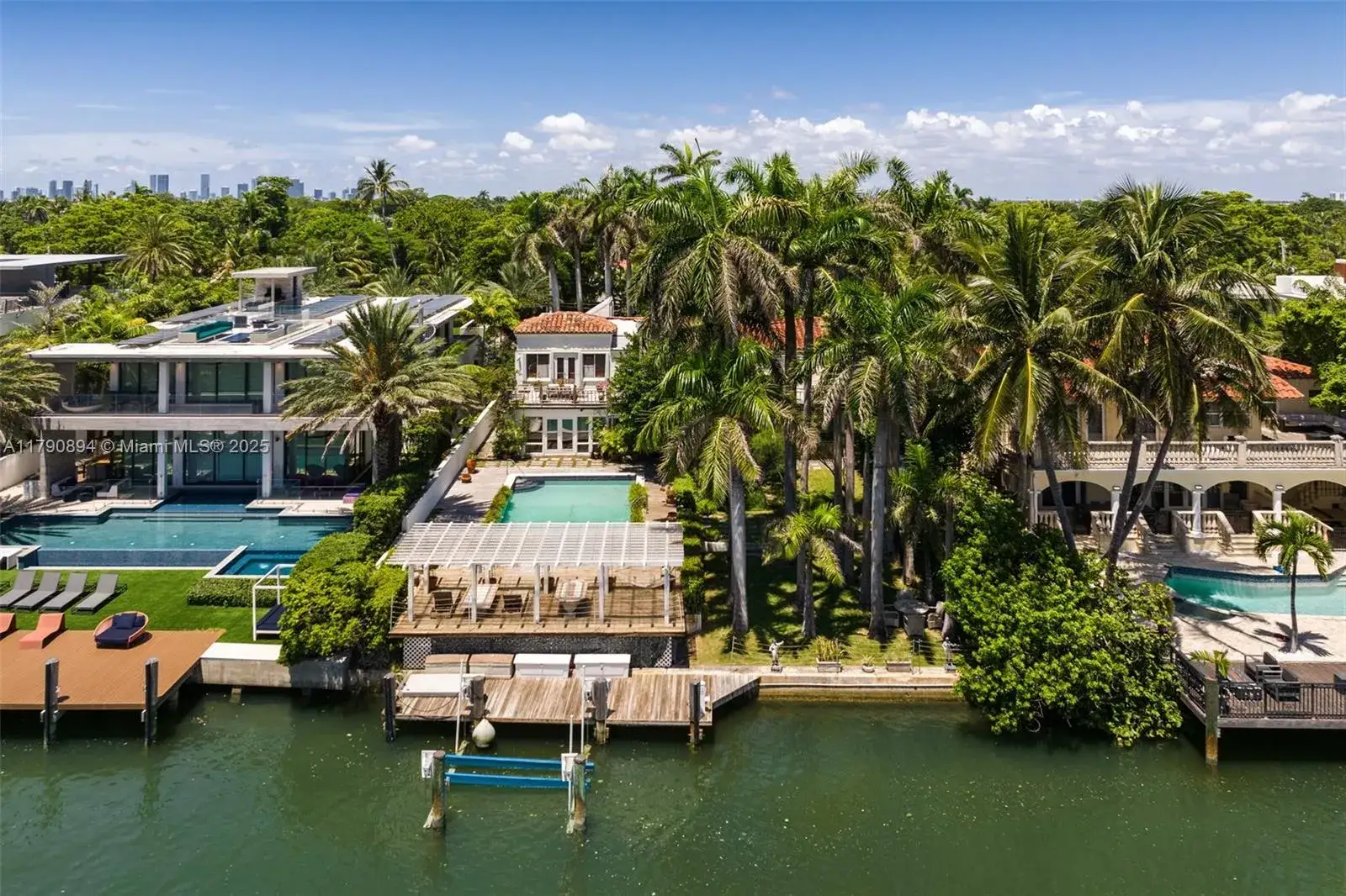 6 bedroom 5 bath Residential for sale at 5215 Pine Tree Dr, Miami Beach FL 33140