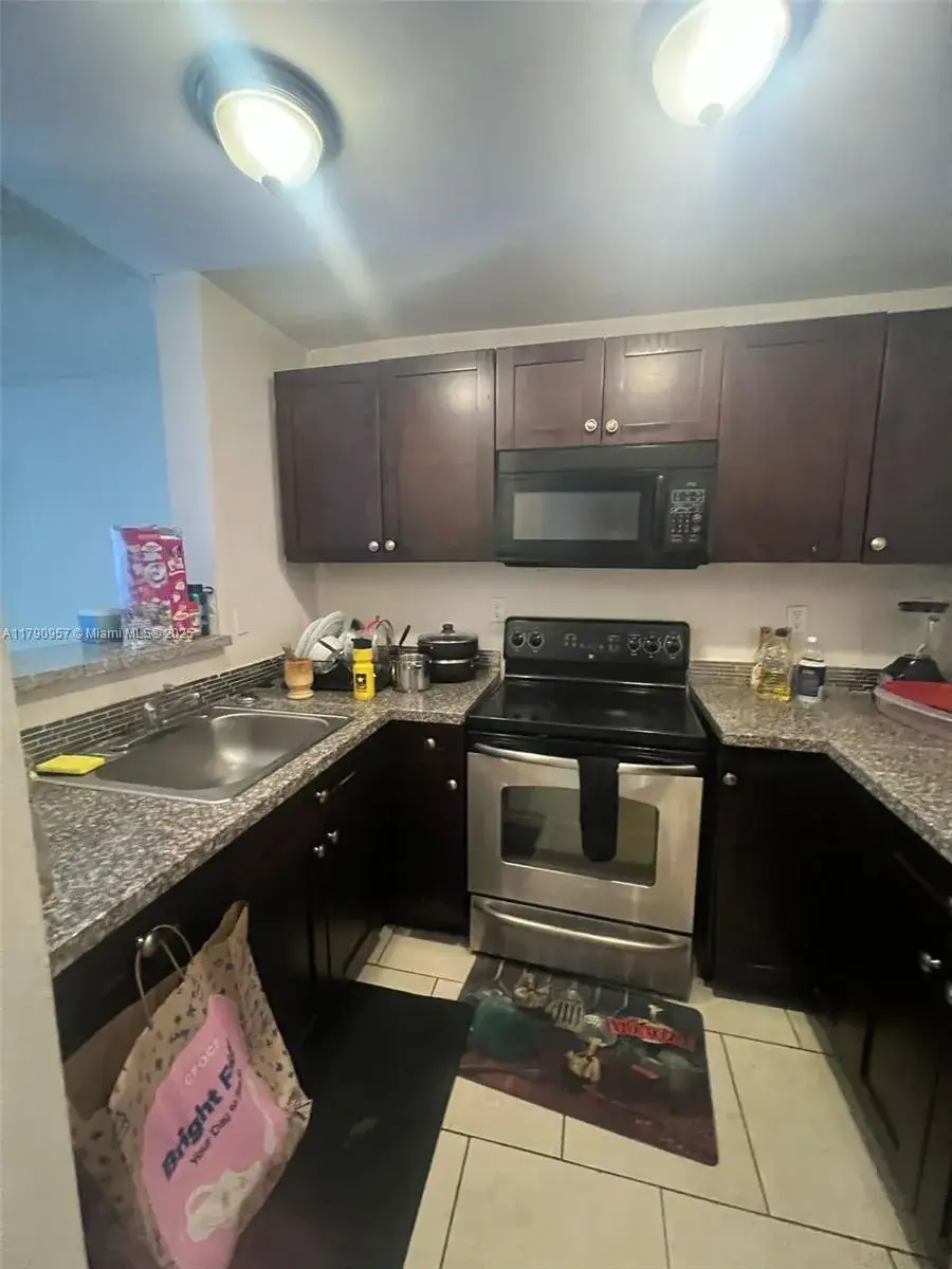 1 bedroom 1 bath Residential for sale at 482 NW 165th St Rd # A203, Miami FL 33169