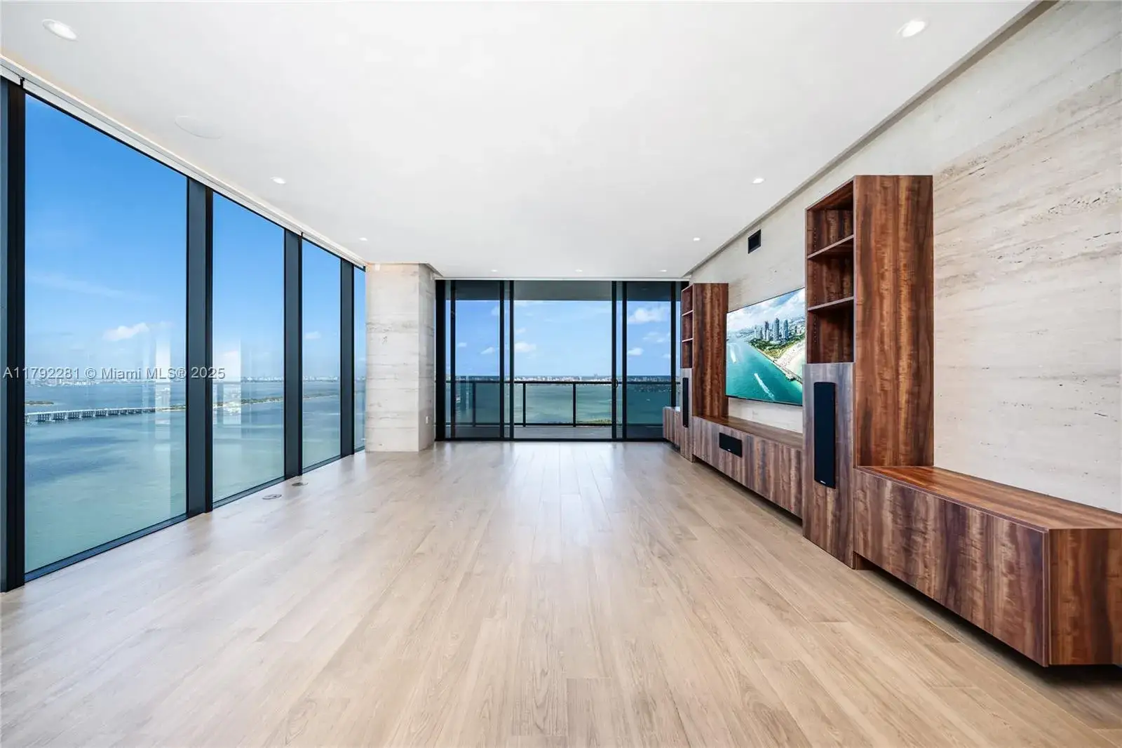 4 bedroom 4 bath Residential for sale at 788 NE 23rd St # 3502, Miami FL 33137