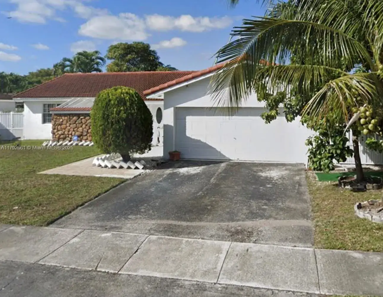 5 bedroom 3 bath Residential for sale at 4904 SW 140th Ct, Miami FL 33175