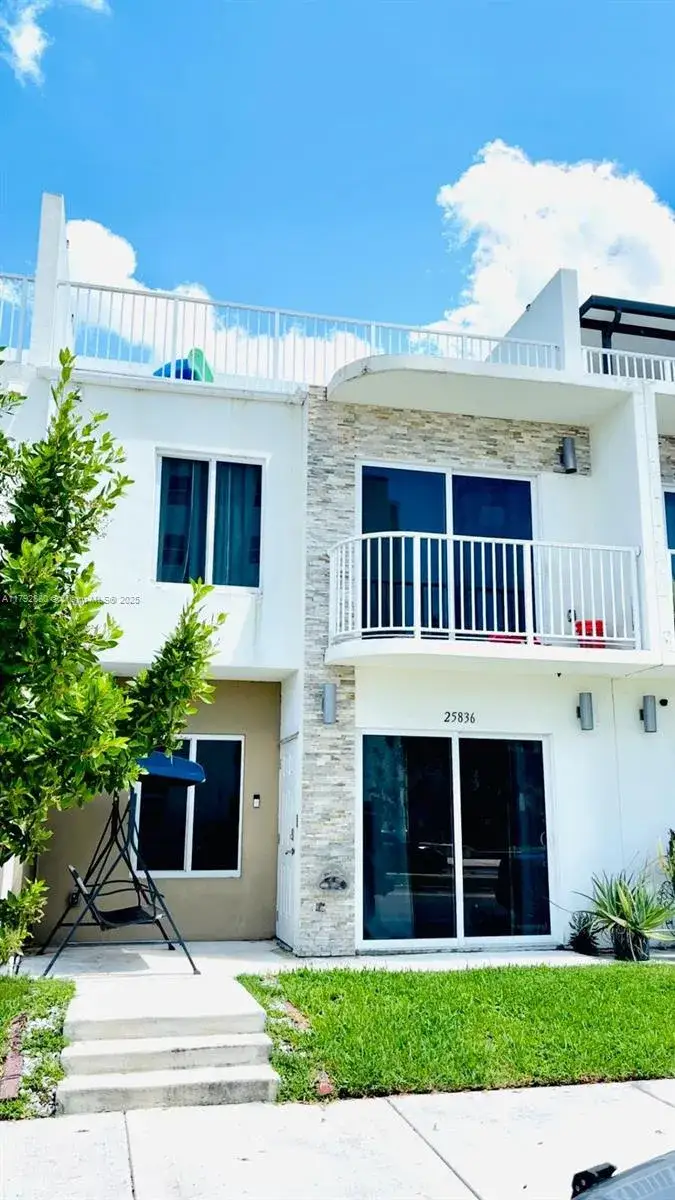 4 bedroom 3 bath Residential for sale at 25836 SW 139th Path, Homestead FL 33032
