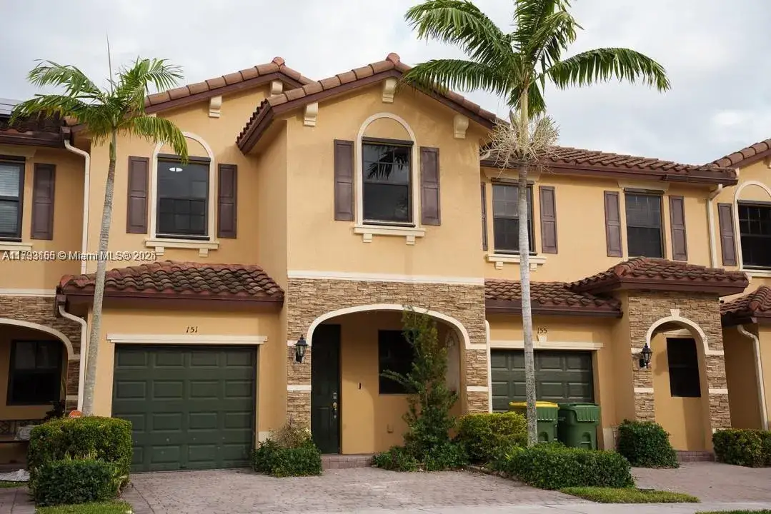 3 bedroom 2 bath Residential for sale at 151 SE 34th Ave, Homestead FL 33033