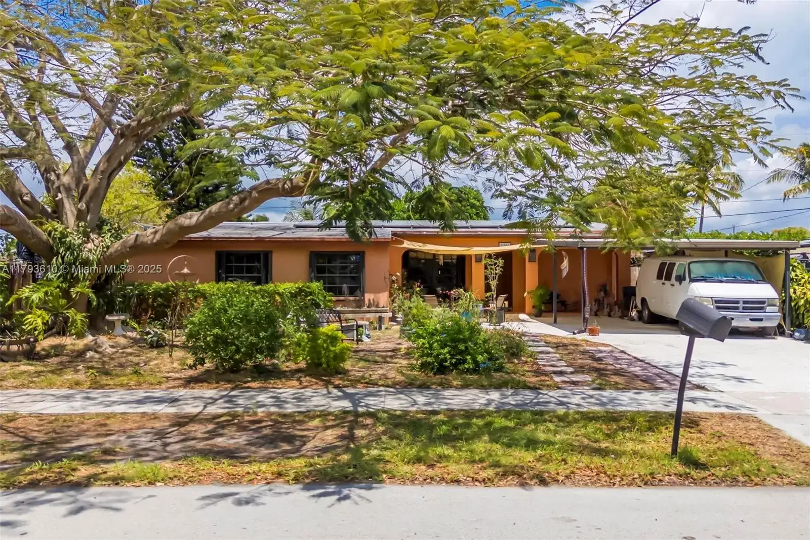 4 bedroom 2 bath Residential for sale at 9341 Marine Dr, Cutler Bay FL 33189