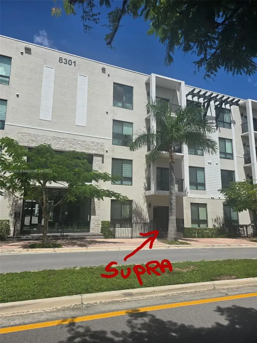 3 bedroom 2 bath Residential for sale at 8301 NW 41st St # B107, Doral FL 33166