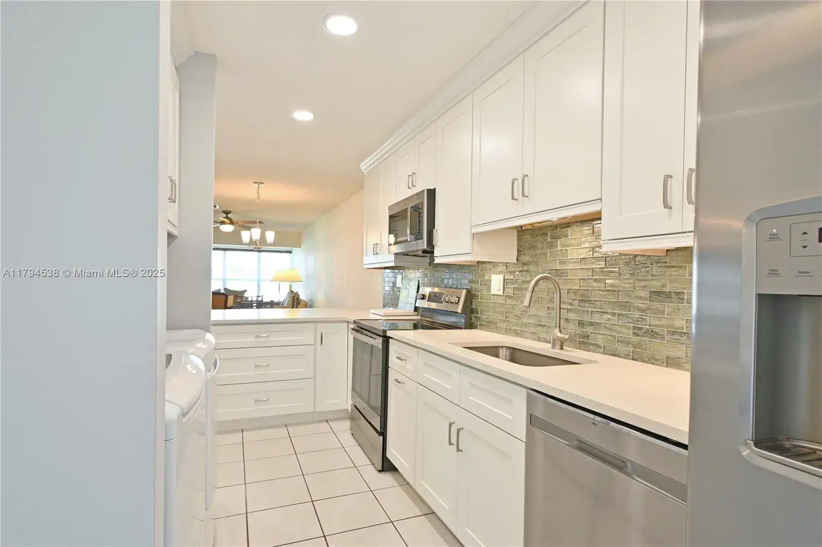 2 bedroom 2 bath Residential for sale at 1720 NW 19th Ter # 203, Delray Beach FL 33445