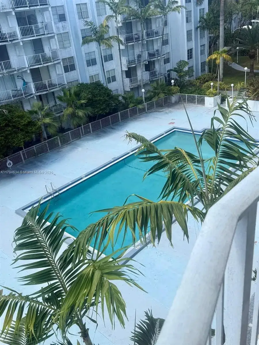 3 bedroom 2 bath Residential for sale at 488 NW 165th St Rd # 512, Miami FL 33169