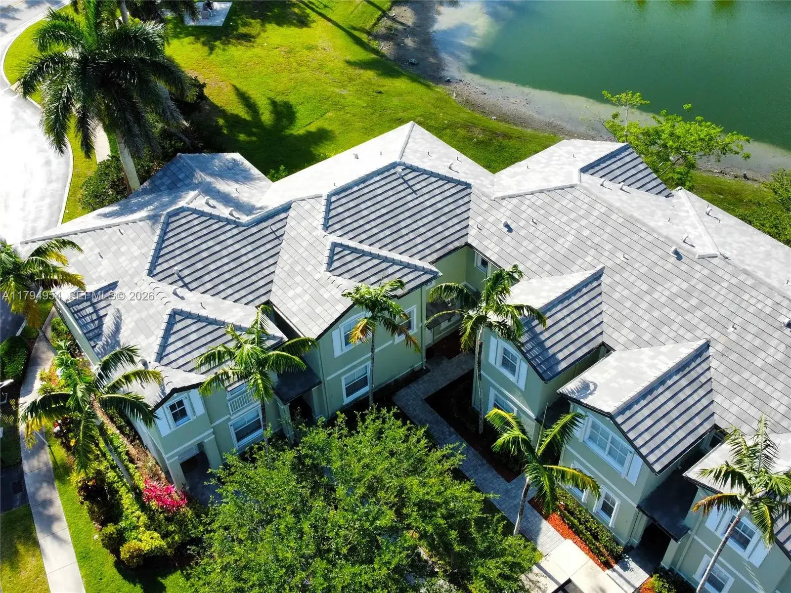 3 bedroom 2 bath Residential for sale at 3064 SE 1st Dr # 3, Homestead FL 33033