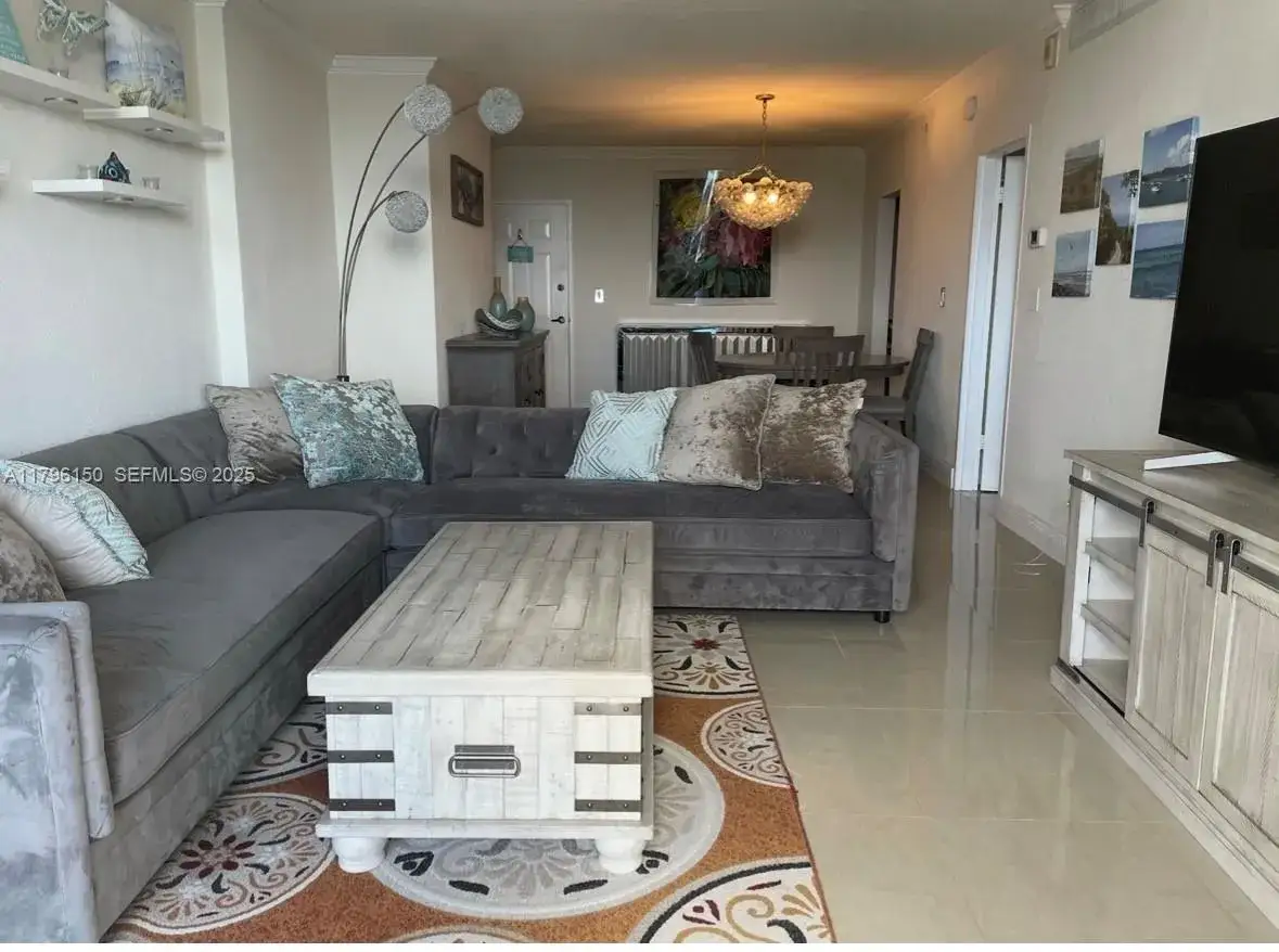 1 bedroom 1 bath Residential for sale at 2501 S Ocean Dr # 1228, Hollywood FL 33019