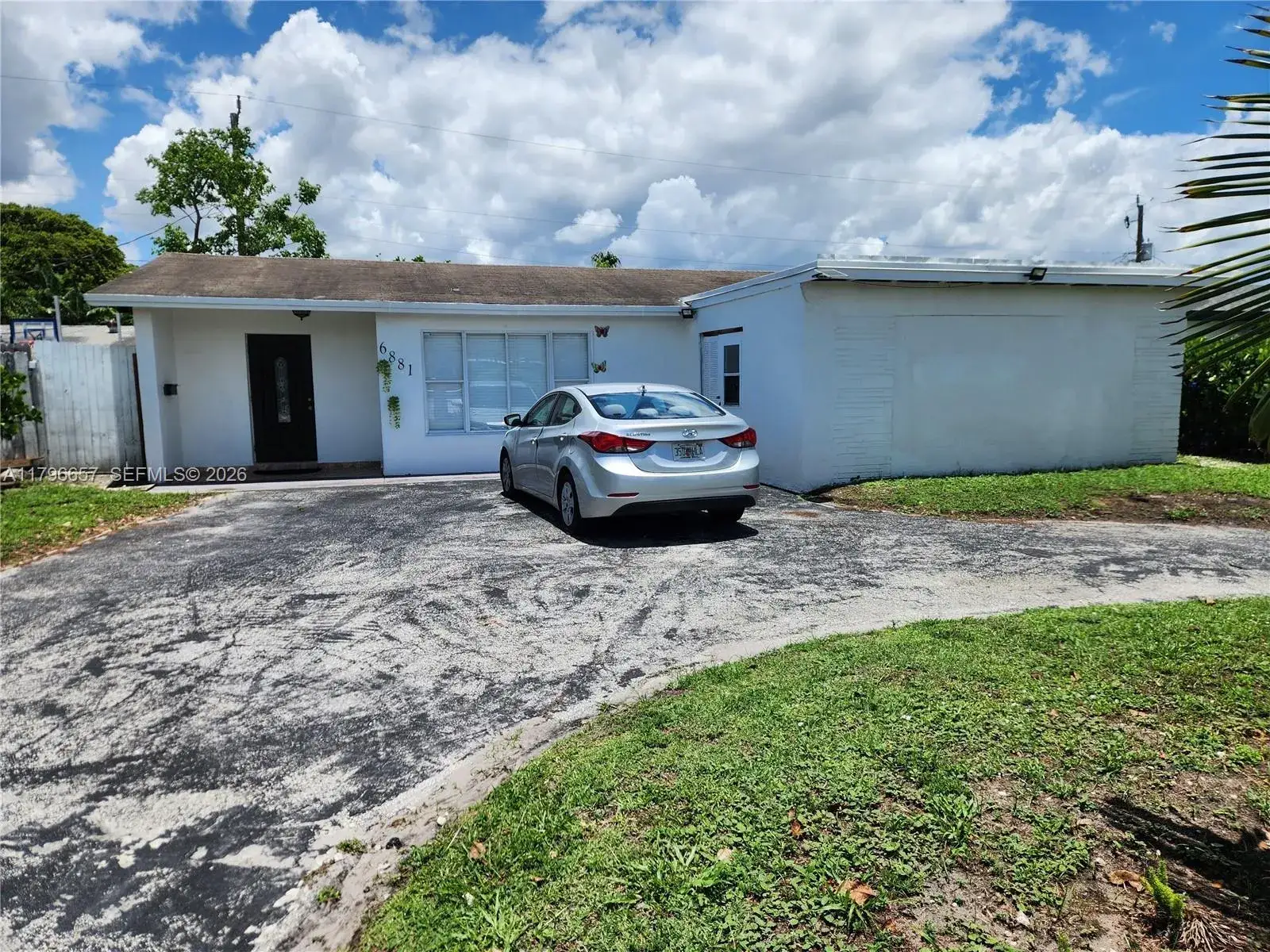 3 bedroom 2 bath Residential for sale at 6881 Sheridan St, Hollywood FL 33024