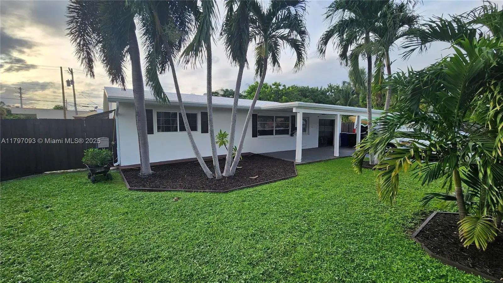 3 bedroom 2 bath Residential for sale at 4511 NW 15th Ave, Fort Lauderdale FL 33309