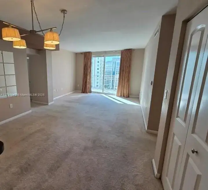 3 bedroom 2 bath Residential Lease for rent at 7350 SW 89th St # 1804S, Miami FL 33156